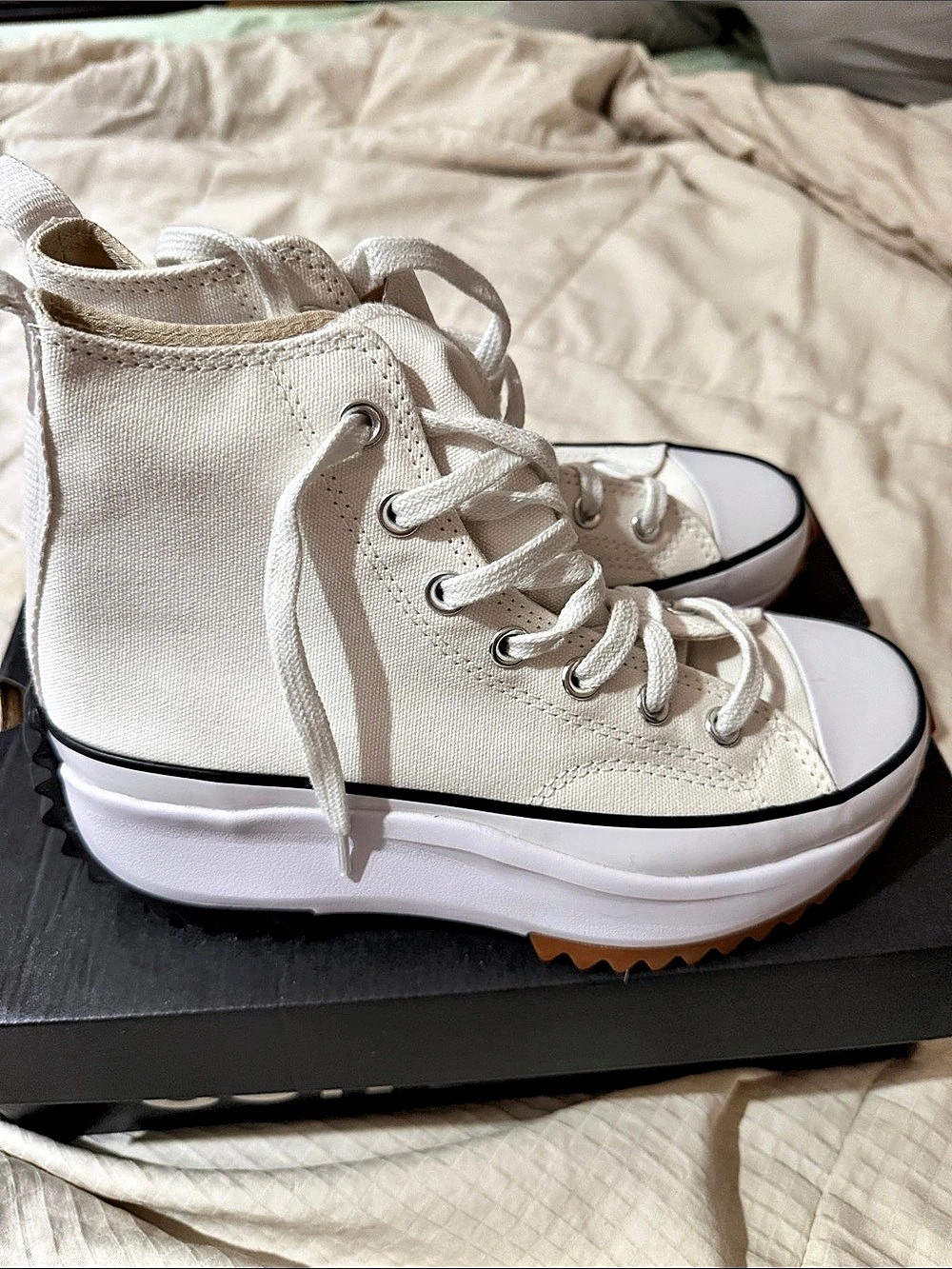 Converse Run Star Hike High Top Sneakers White US 7